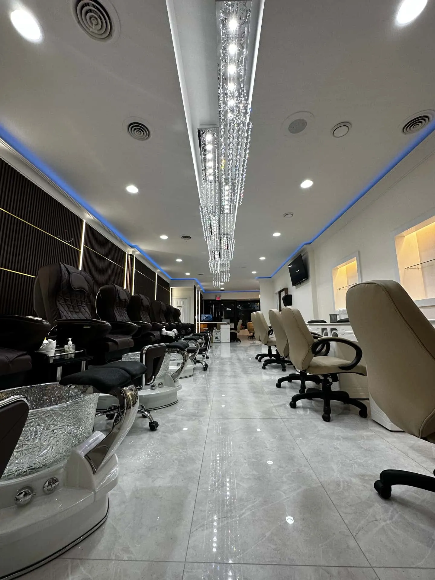 Inside the Beautique Bar studio