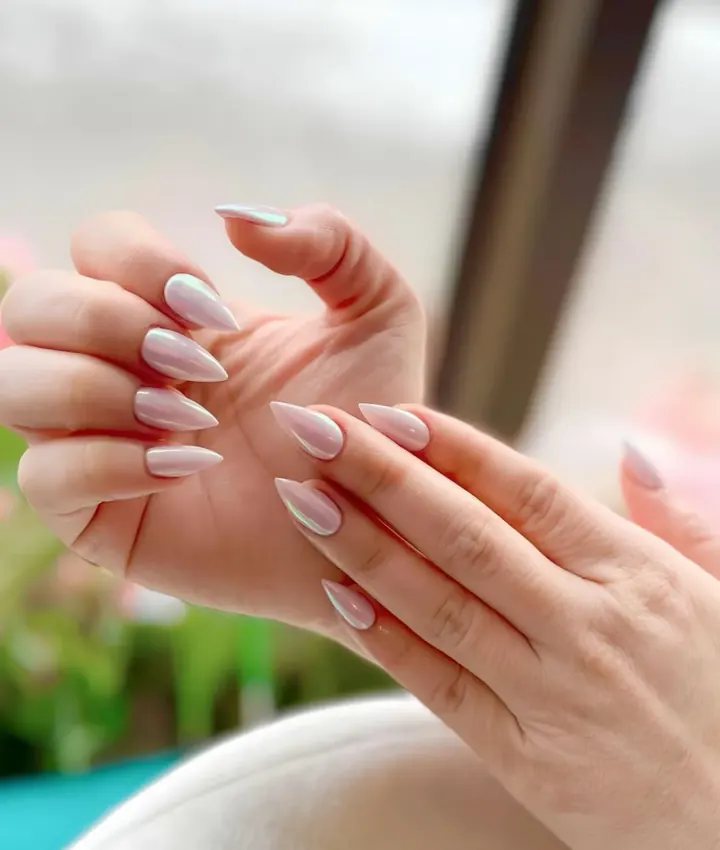 Nails by Beautique Bar: milky almond